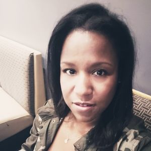 Meet your Posher, Ebony